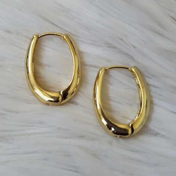 Gold Hoop Earrings - Picture 5 of 5